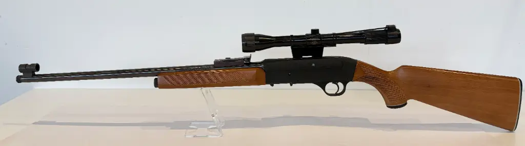 CARABINE SEMI-AUTO GEVARM E1 LUXE - Cal.22LR